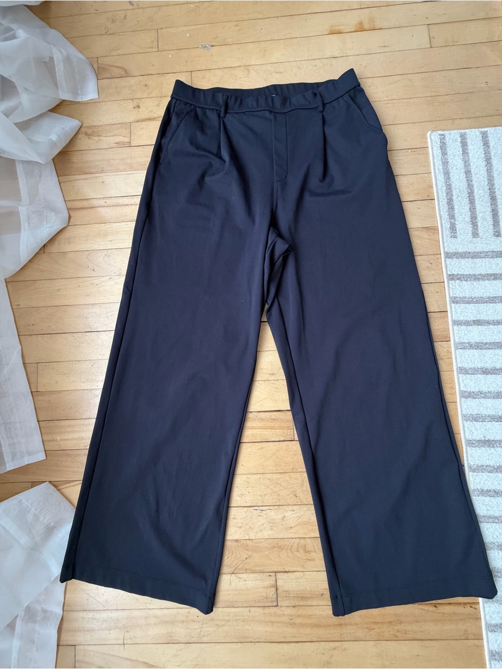 Wide-Leg Black Pants